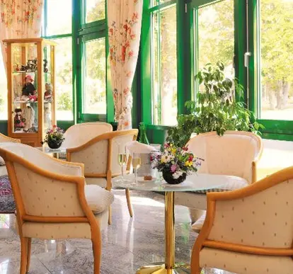 Parkhotel Bad Krozingen – Ihr Wohlfühlhotel im Schwarzwald Parkhotel Bad Krozingen – stilvolles Hotel mit modernen Zimmern und grüner Umgebung im Herzen des Kurorts